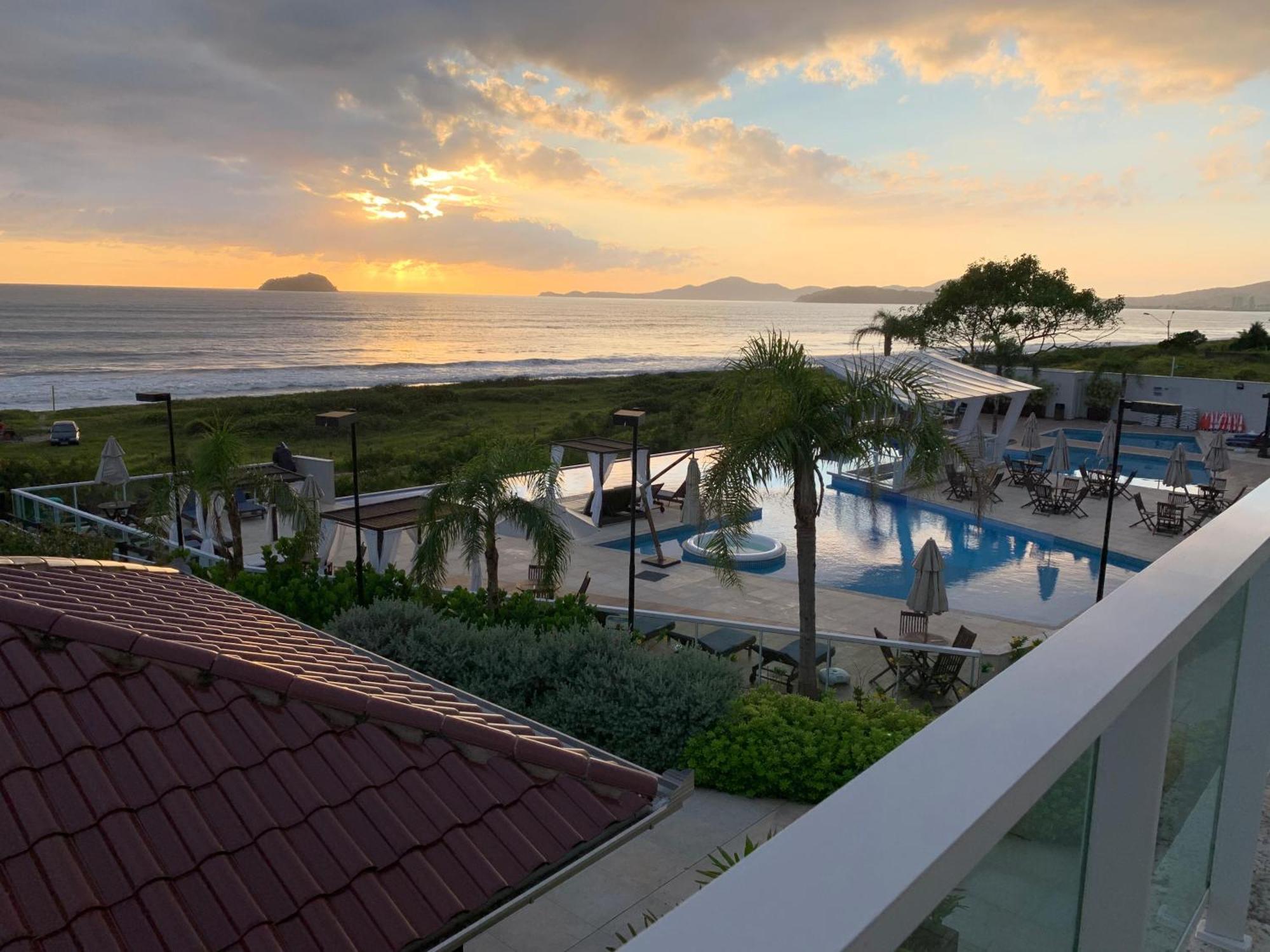 Bali Beach Home Club Rogga Beira Mar - Balneario Piçarras المظهر الخارجي الصورة